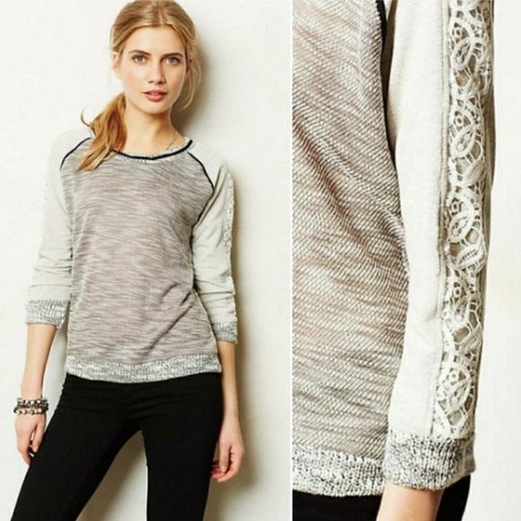 Anthropologie Sweaters - Anthropologie Bouclè Pullover